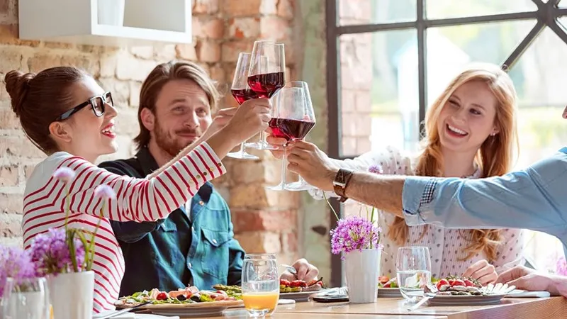 5 beneficios del vino tinto para la salud